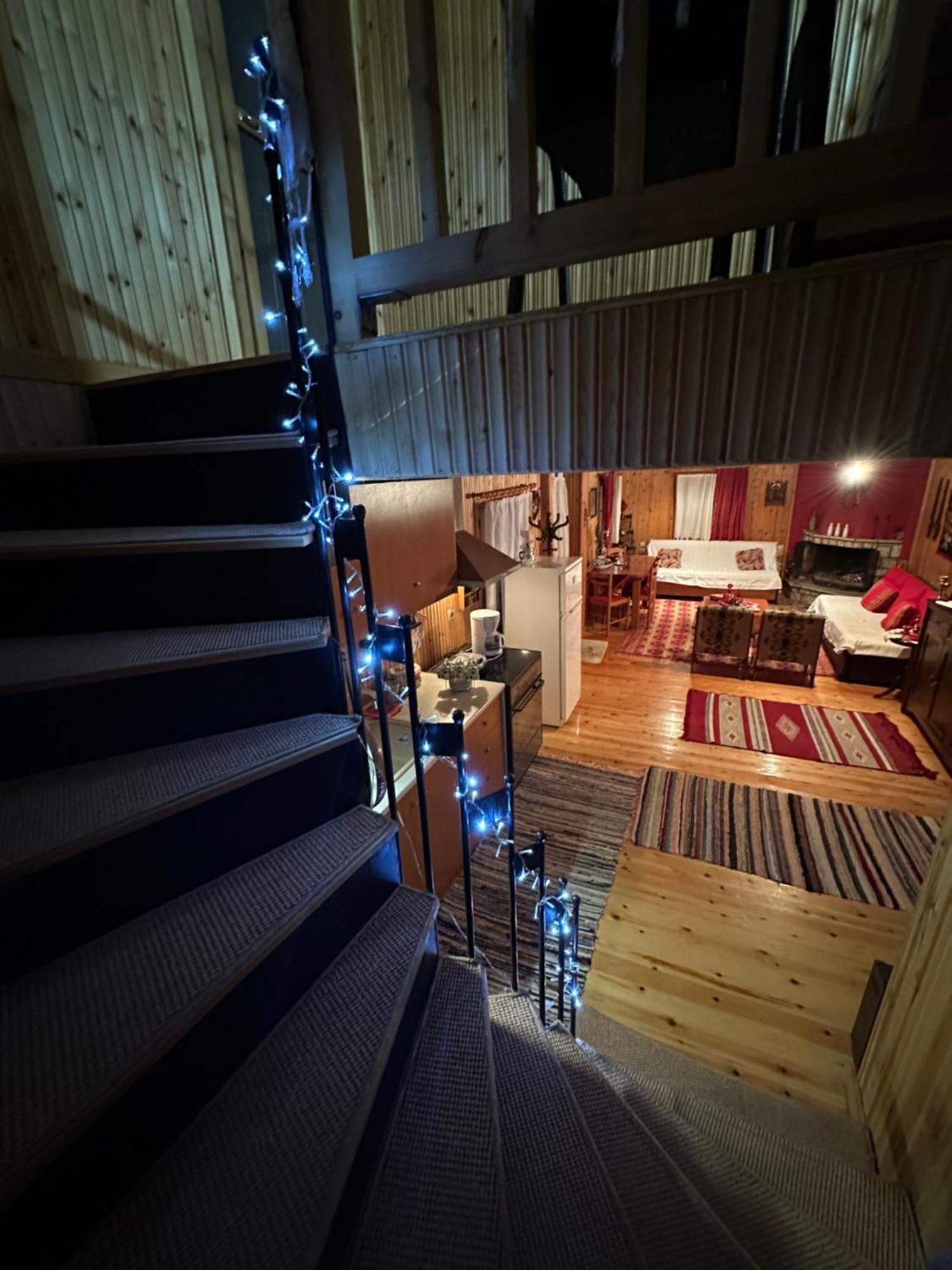 Traditional Wooden Apartment Koutsodímos Esterno foto