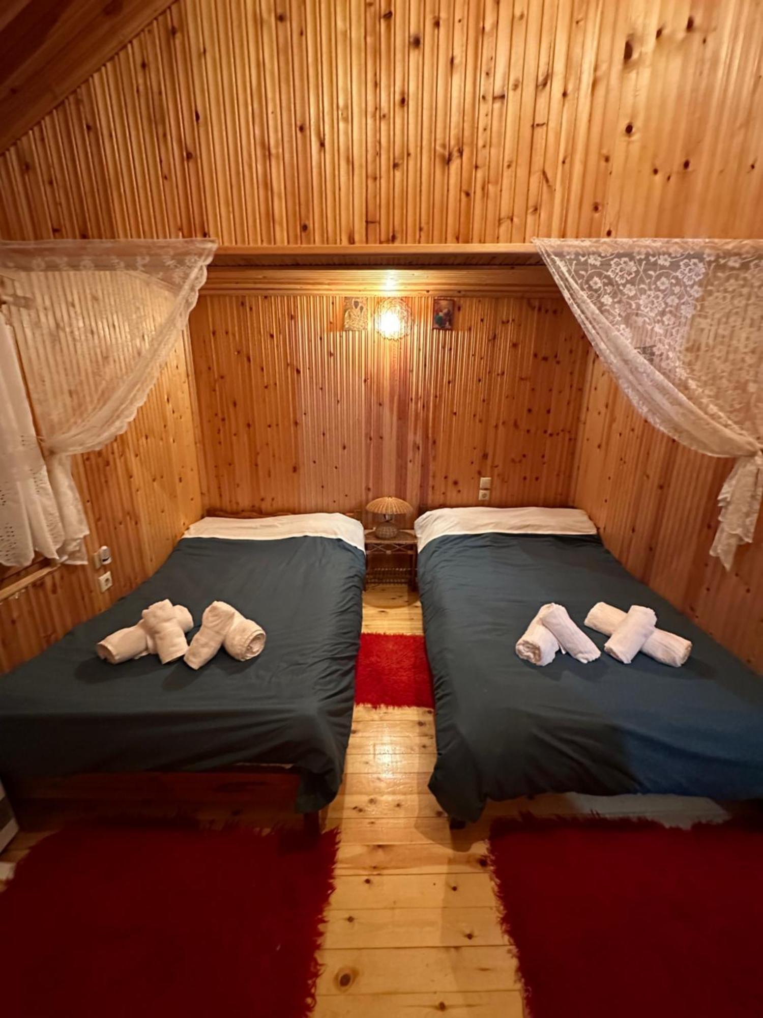 Traditional Wooden Apartment Koutsodímos Esterno foto
