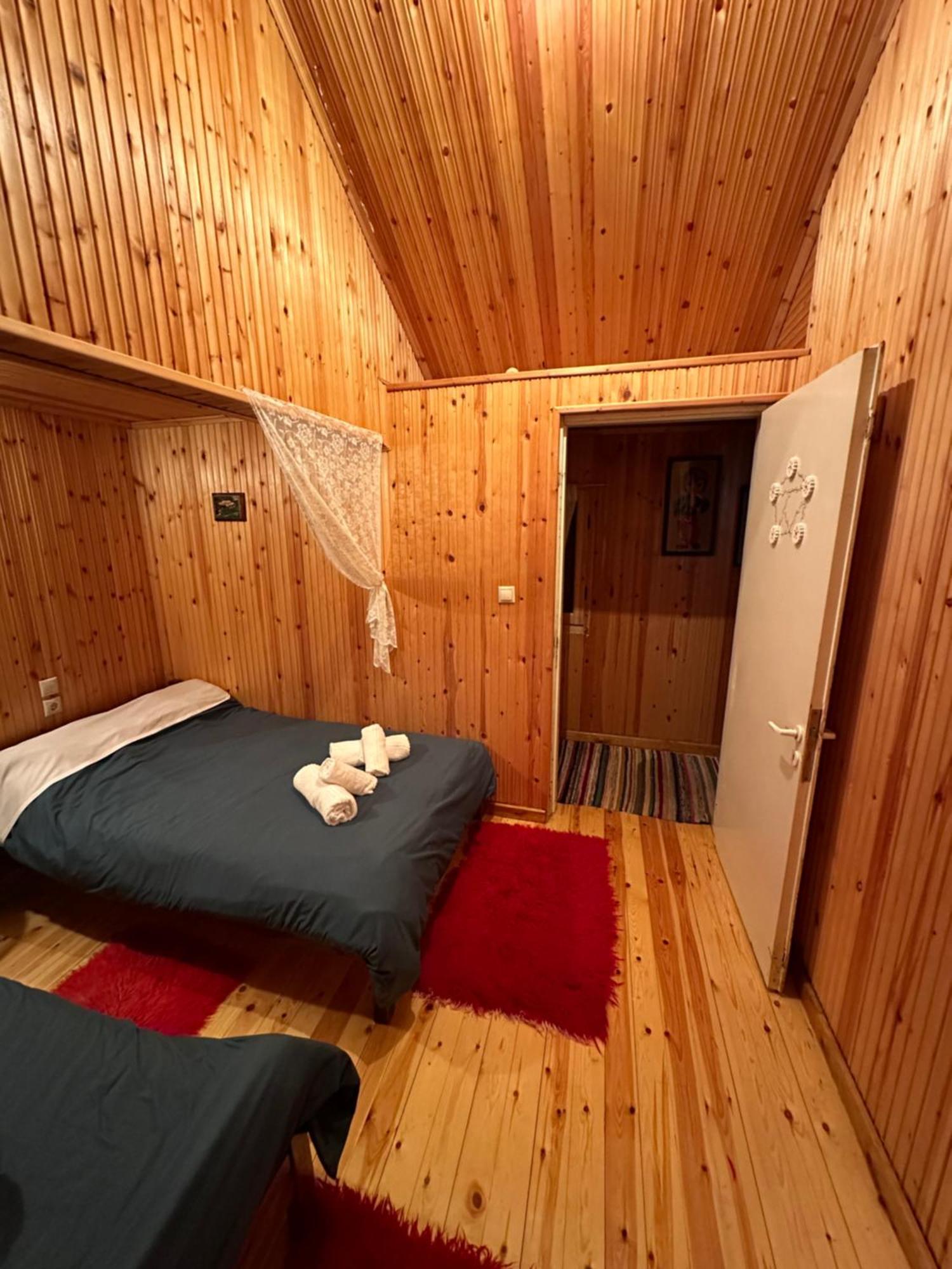 Traditional Wooden Apartment Koutsodímos Esterno foto